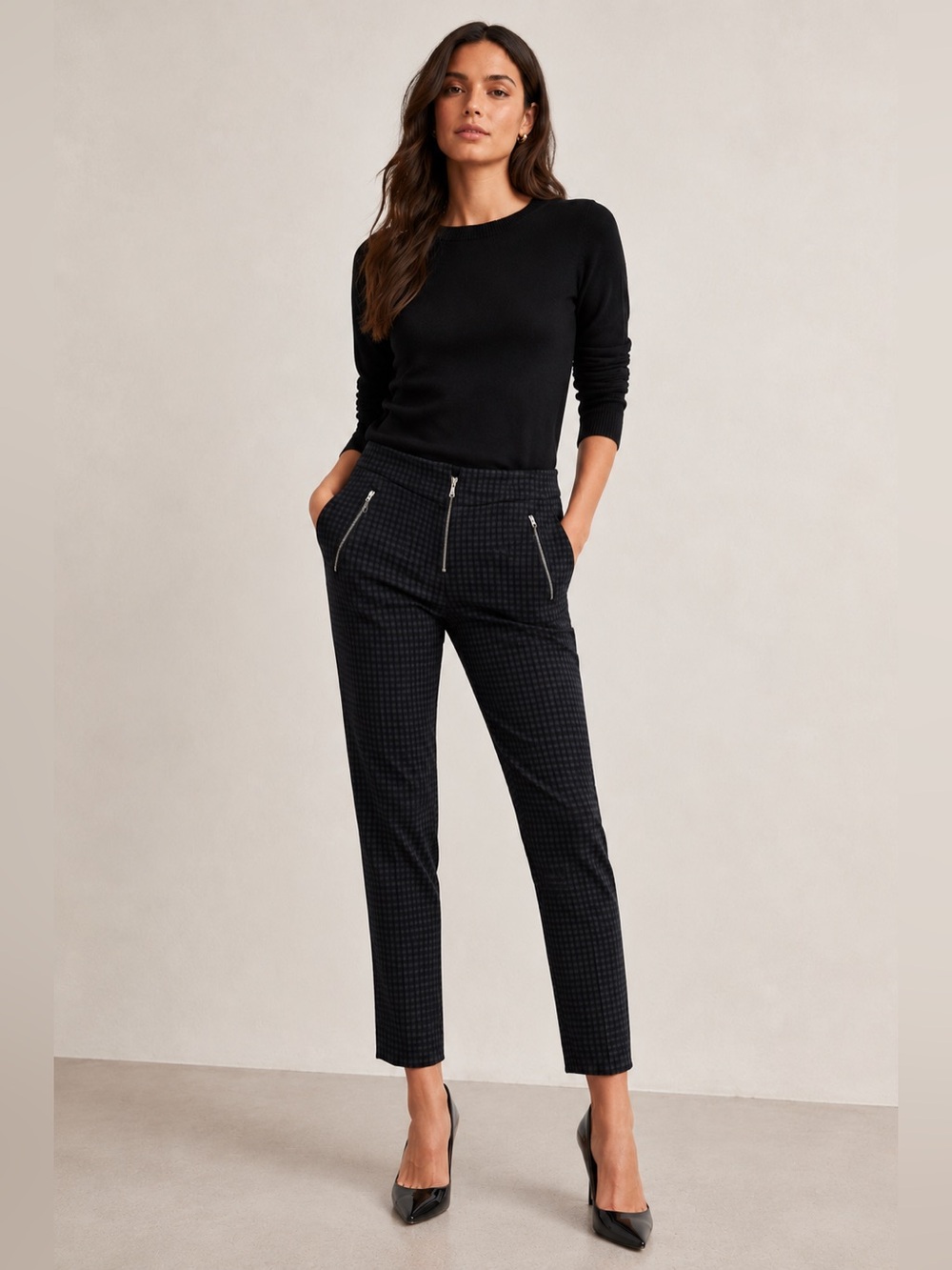 Aritzia Wilfred Size 8 Checkered uPull-On Zipper Pants